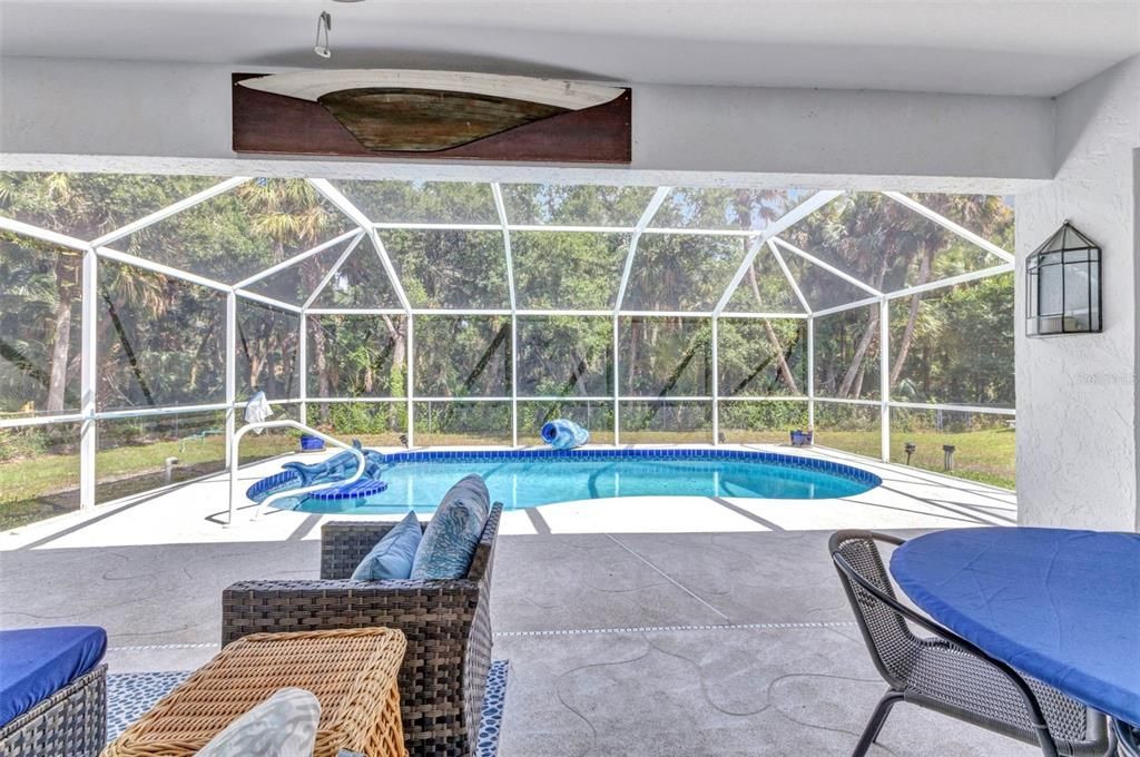 Activo con contrato: $549,000 (3 camas, 2 baños, 1270 Pies cuadrados)