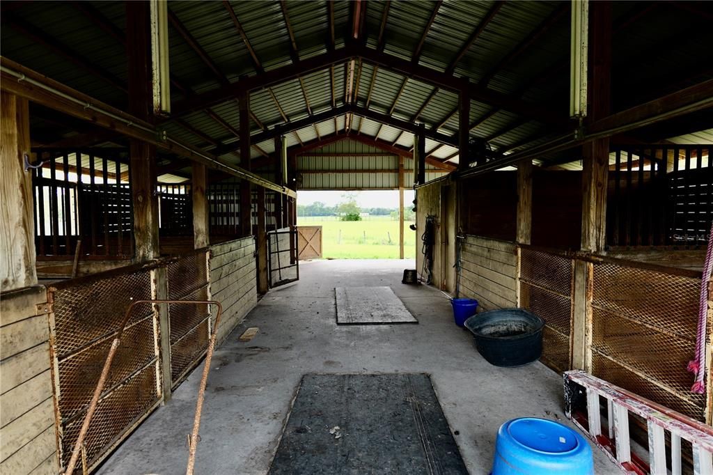 For Sale: $650,000 (3 beds, 3 baths, 2144 Square Feet)