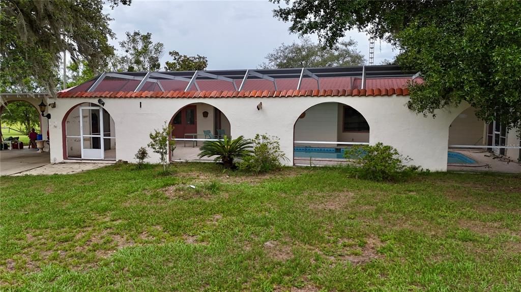 For Sale: $650,000 (3 beds, 3 baths, 2144 Square Feet)