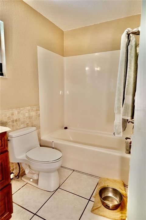 For Sale: $650,000 (3 beds, 3 baths, 2144 Square Feet)