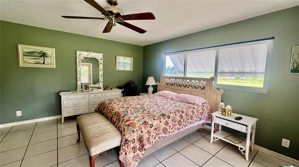 For Sale: $650,000 (3 beds, 3 baths, 2144 Square Feet)