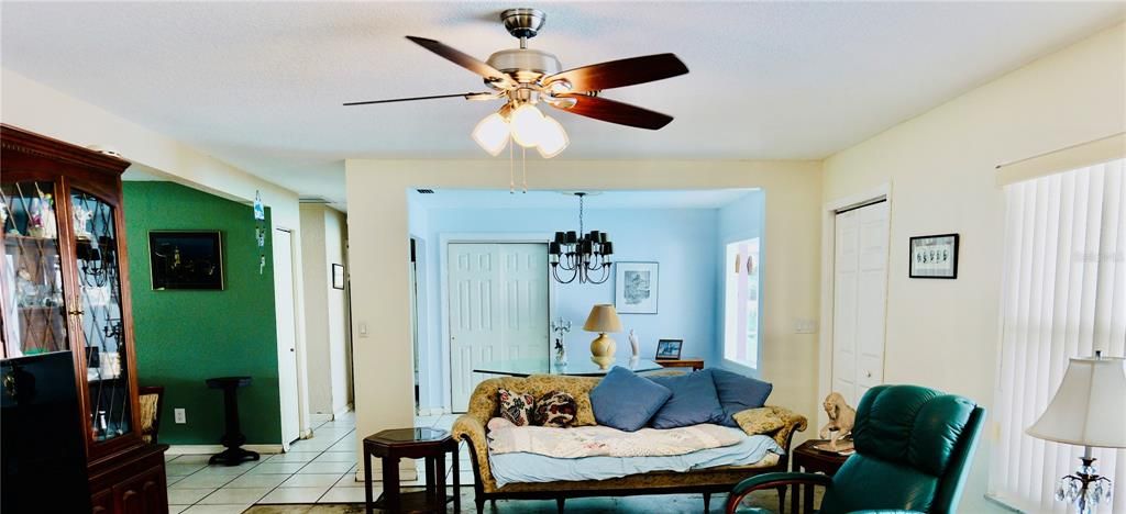 For Sale: $650,000 (3 beds, 3 baths, 2144 Square Feet)