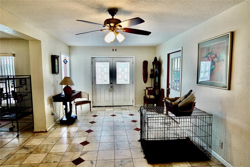 For Sale: $650,000 (3 beds, 3 baths, 2144 Square Feet)