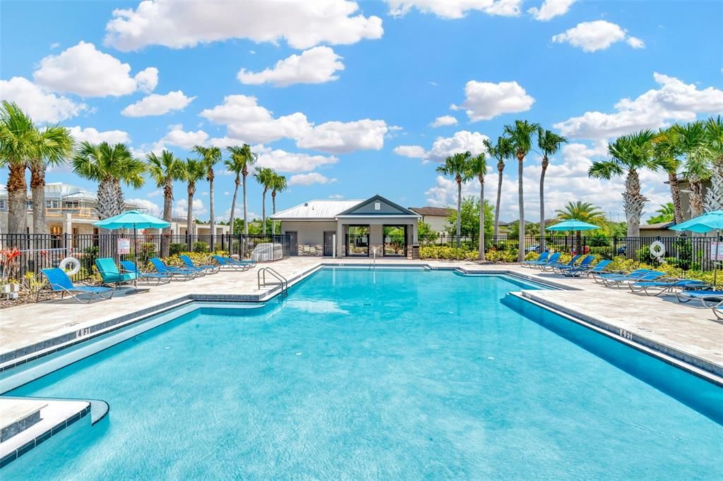 Active With Contract: $300,000 (3 beds, 2 baths, 2319 Square Feet)