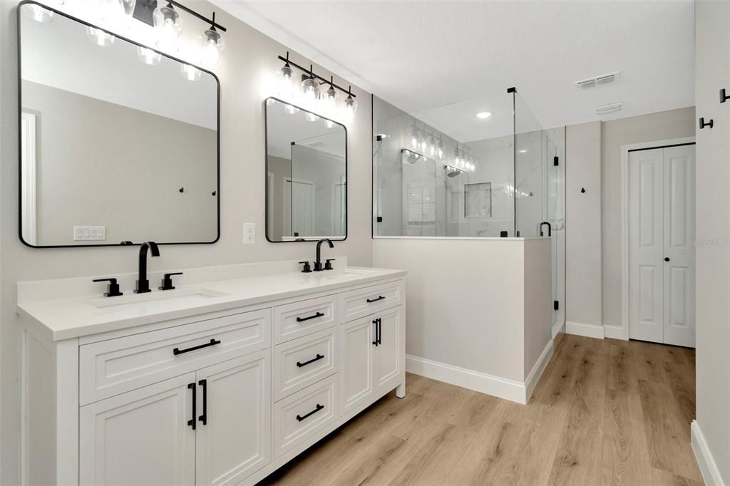 Active With Contract: $300,000 (3 beds, 2 baths, 2319 Square Feet)