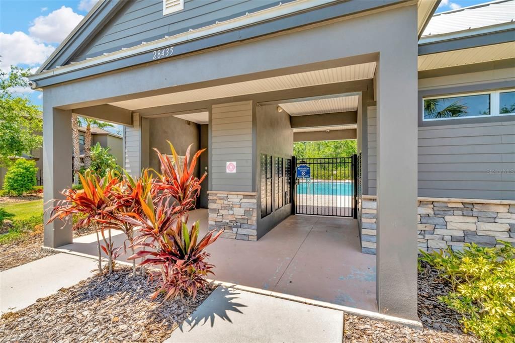 Active With Contract: $300,000 (3 beds, 2 baths, 2319 Square Feet)