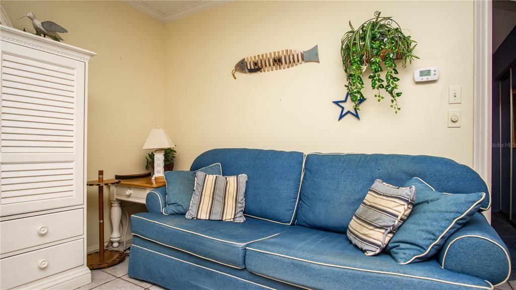 For Sale: $194,900 (1 beds, 1 baths, 480 Square Feet)