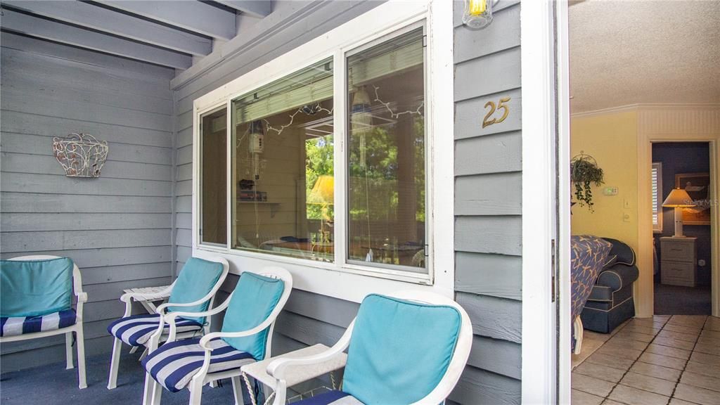 For Sale: $194,900 (1 beds, 1 baths, 480 Square Feet)