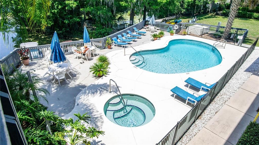 For Sale: $194,900 (1 beds, 1 baths, 480 Square Feet)