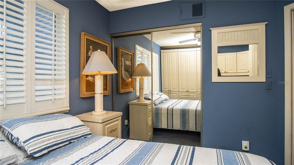 For Sale: $194,900 (1 beds, 1 baths, 480 Square Feet)