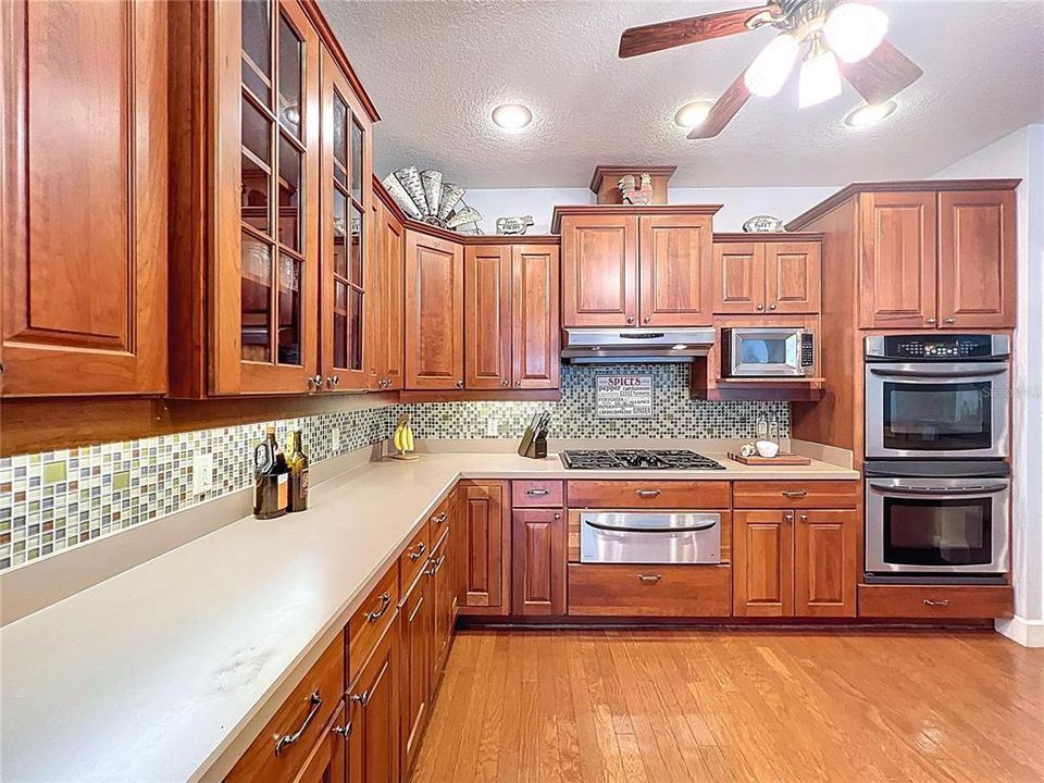 待售: $895,000 (4 贝兹, 3 浴室, 3018 平方英尺)