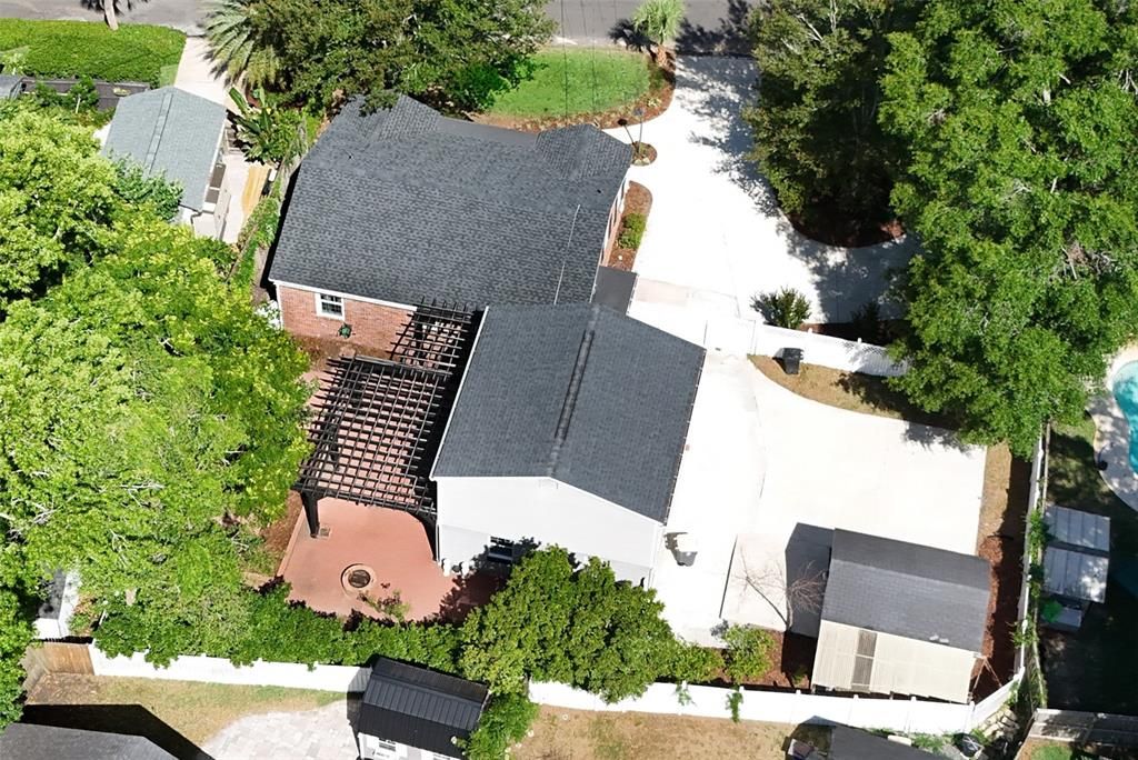 For Sale: $580,000 (3 beds, 3 baths, 2512 Square Feet)