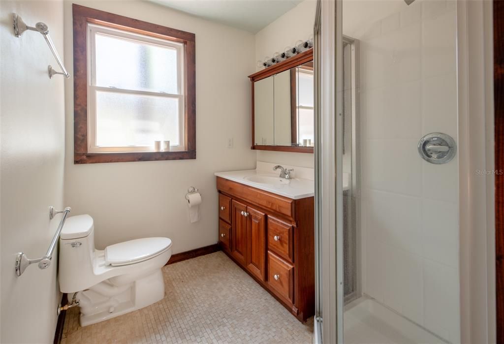 For Sale: $580,000 (3 beds, 3 baths, 2512 Square Feet)