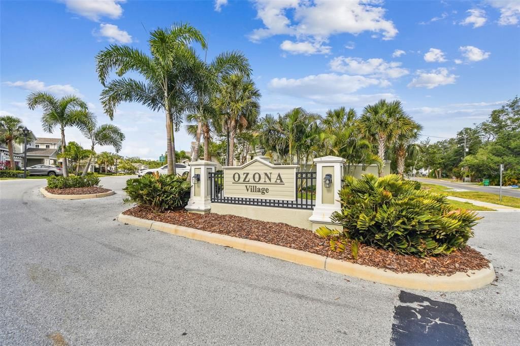 For Sale: $745,000 (3 beds, 3 baths, 2324 Square Feet)