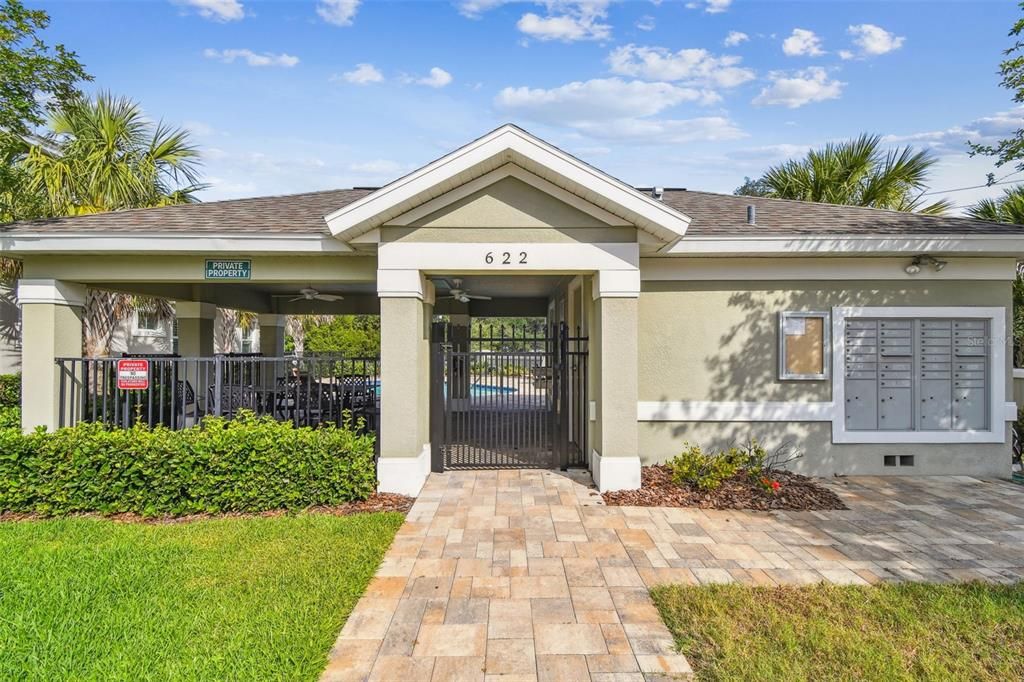 For Sale: $745,000 (3 beds, 3 baths, 2324 Square Feet)