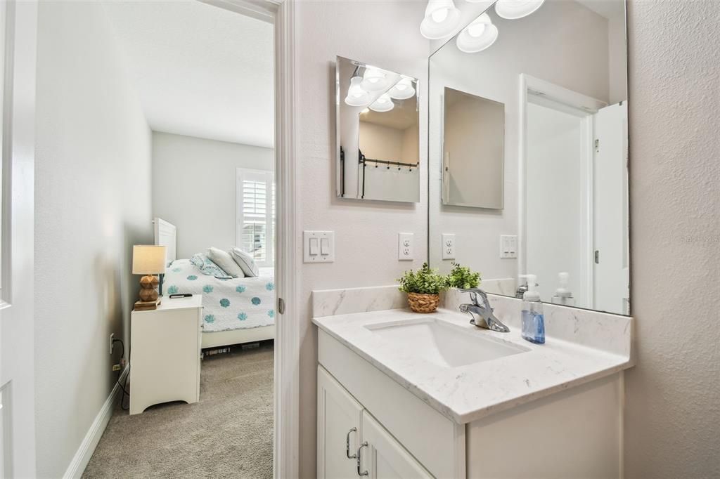 For Sale: $745,000 (3 beds, 3 baths, 2324 Square Feet)