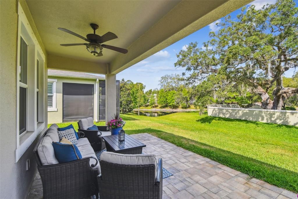 For Sale: $745,000 (3 beds, 3 baths, 2324 Square Feet)