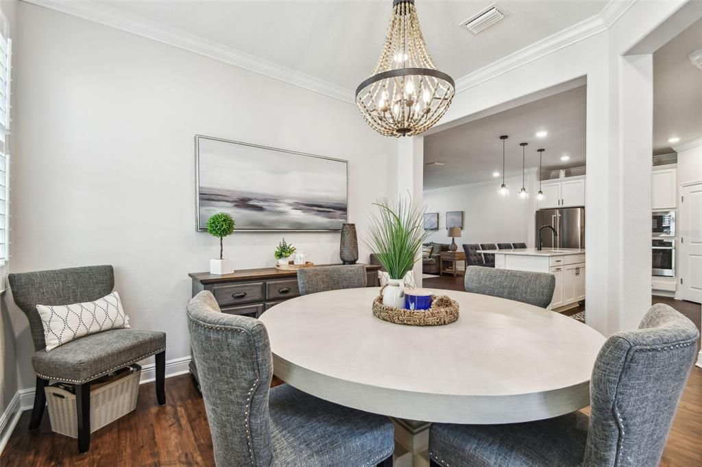 For Sale: $745,000 (3 beds, 3 baths, 2324 Square Feet)