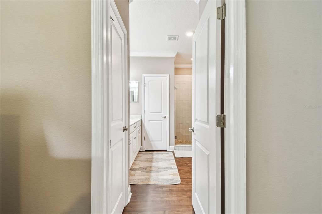 For Sale: $745,000 (3 beds, 3 baths, 2324 Square Feet)