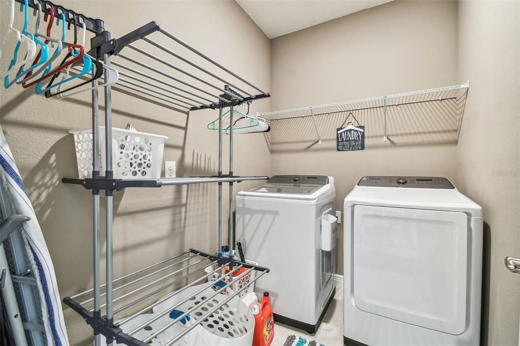 For Sale: $745,000 (3 beds, 3 baths, 2324 Square Feet)