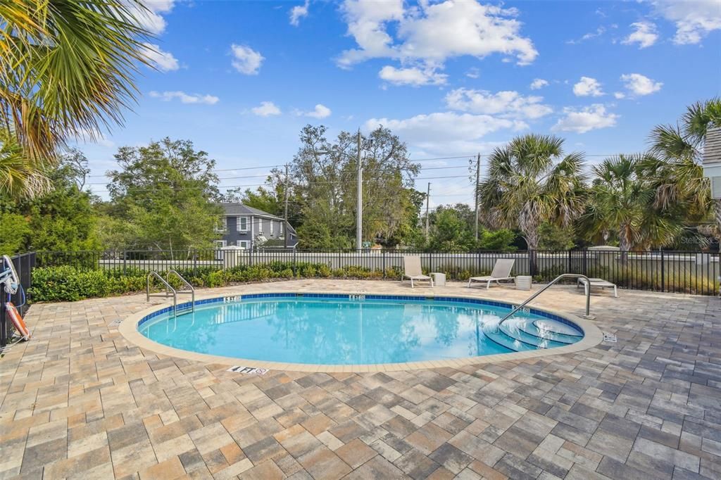 For Sale: $745,000 (3 beds, 3 baths, 2324 Square Feet)