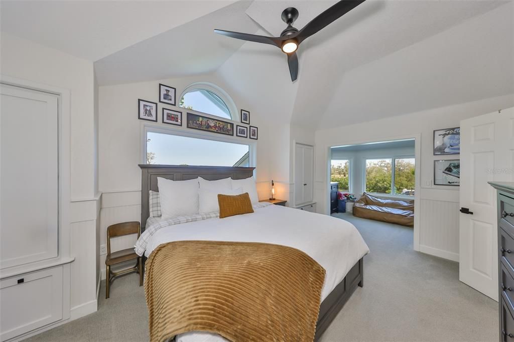 待售: $2,050,000 (4 贝兹, 3 浴室, 3398 平方英尺)