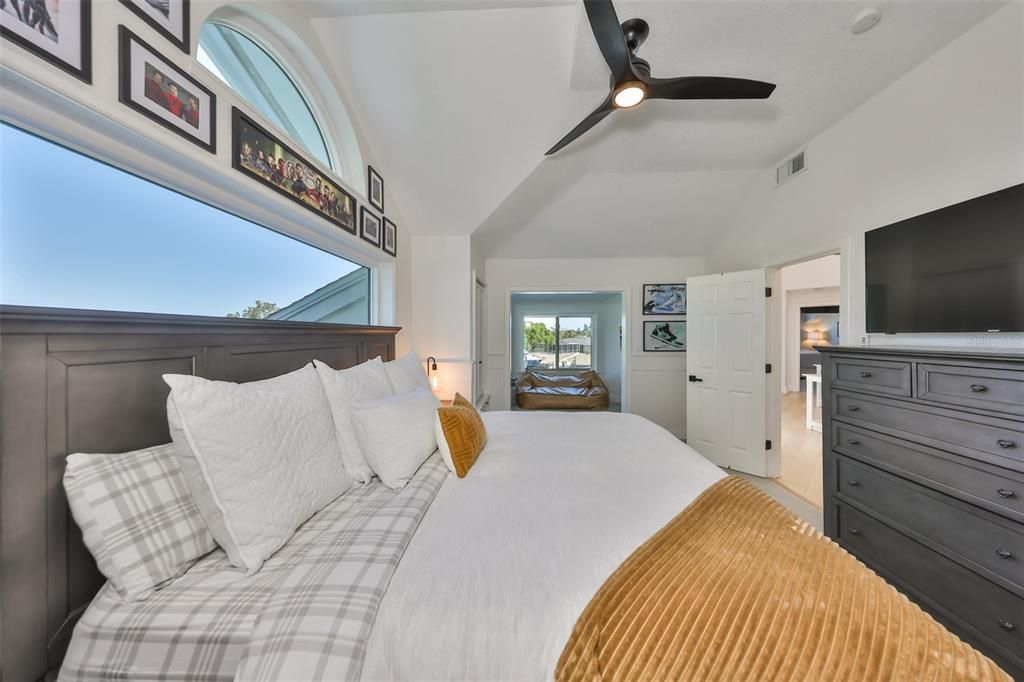 待售: $2,050,000 (4 贝兹, 3 浴室, 3398 平方英尺)