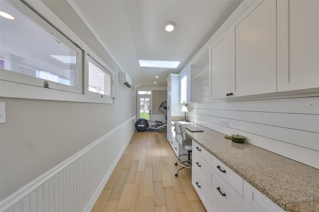 待售: $2,050,000 (4 贝兹, 3 浴室, 3398 平方英尺)