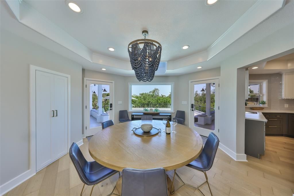 待售: $2,050,000 (4 贝兹, 3 浴室, 3398 平方英尺)