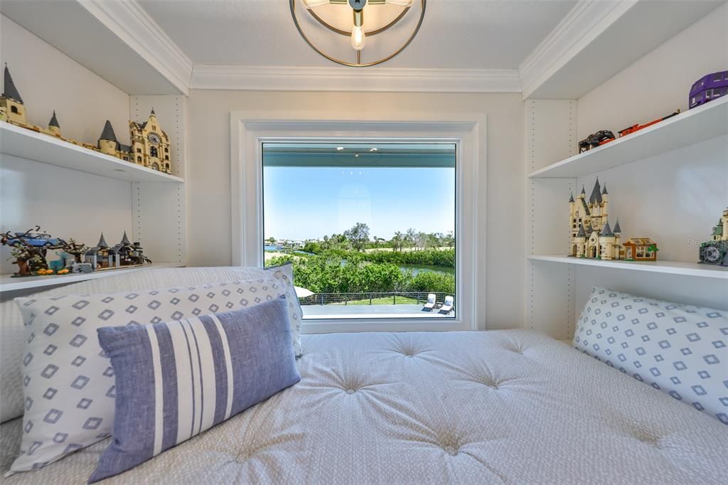 待售: $2,050,000 (4 贝兹, 3 浴室, 3398 平方英尺)