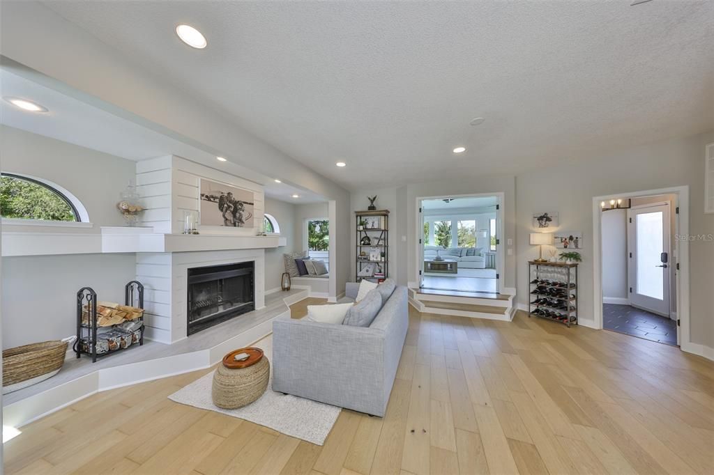 待售: $2,050,000 (4 贝兹, 3 浴室, 3398 平方英尺)