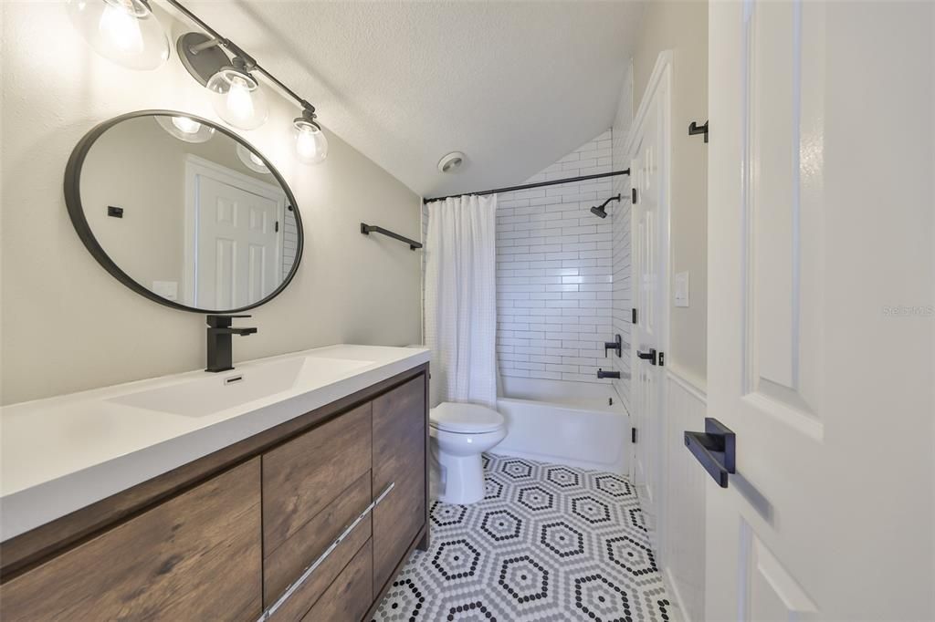 待售: $2,050,000 (4 贝兹, 3 浴室, 3398 平方英尺)