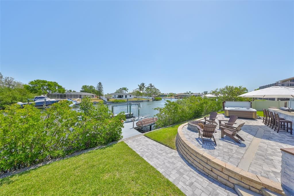 待售: $2,050,000 (4 贝兹, 3 浴室, 3398 平方英尺)