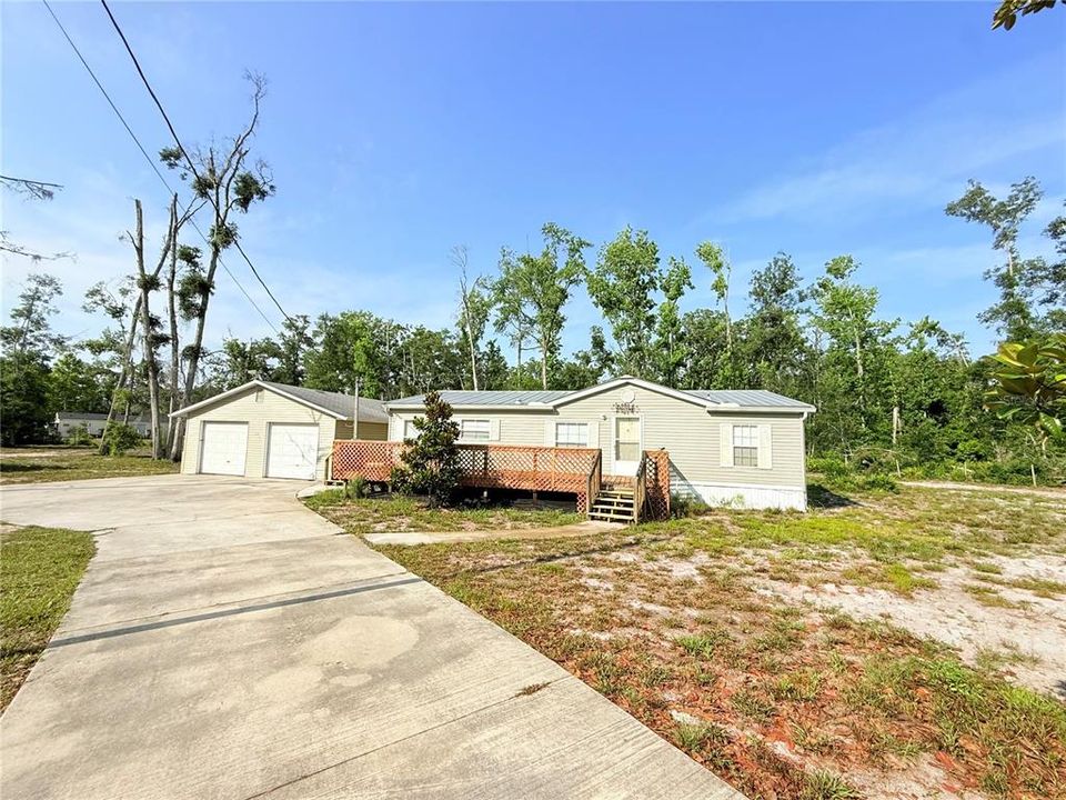 Recently Sold: $189,900 (3 beds, 2 baths, 1457 Square Feet)