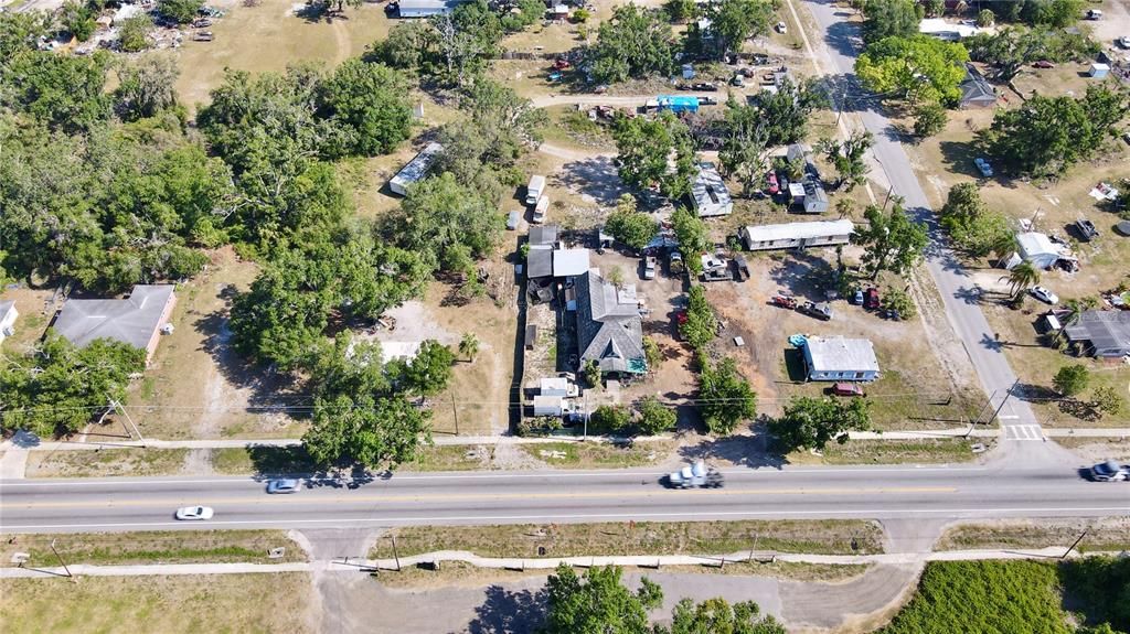 待售: $1,800,000 (1.40 acres)