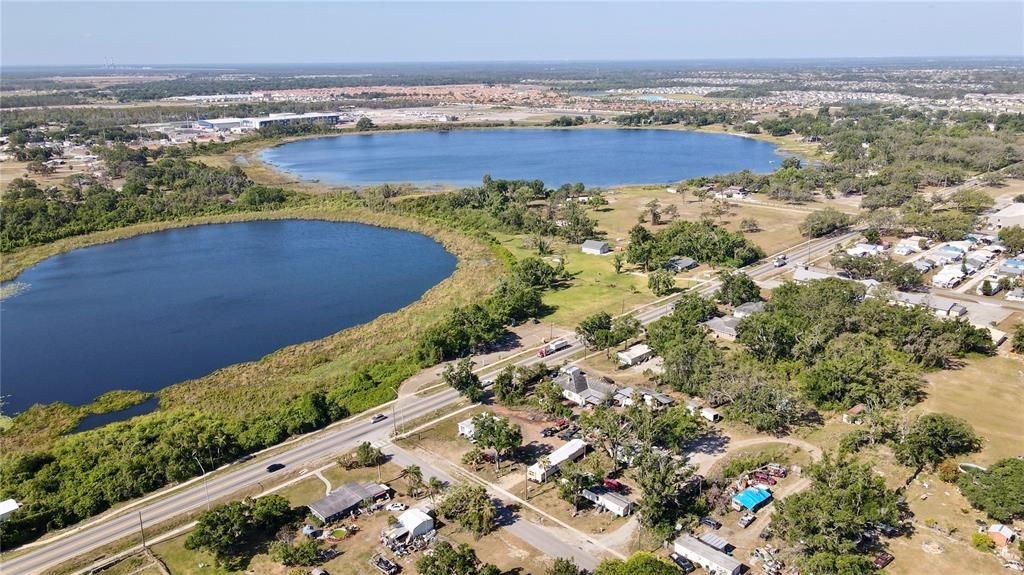 待售: $1,800,000 (1.40 acres)