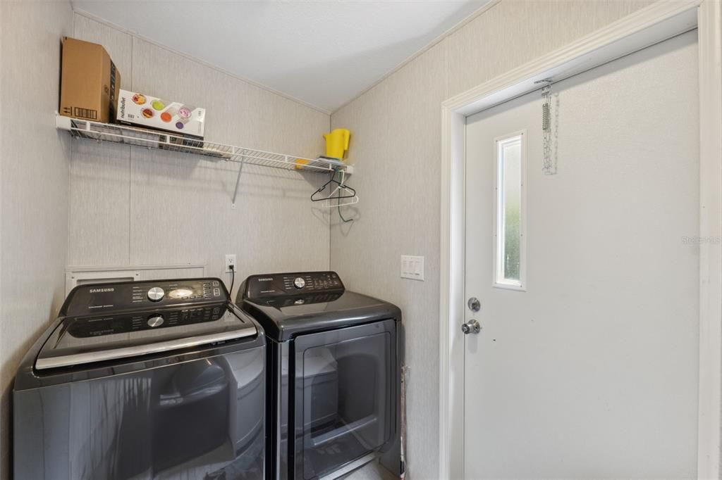 Active With Contract: $280,000 (3 beds, 2 baths, 1120 Square Feet)