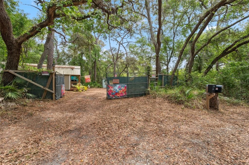 Active With Contract: $280,000 (3 beds, 2 baths, 1120 Square Feet)