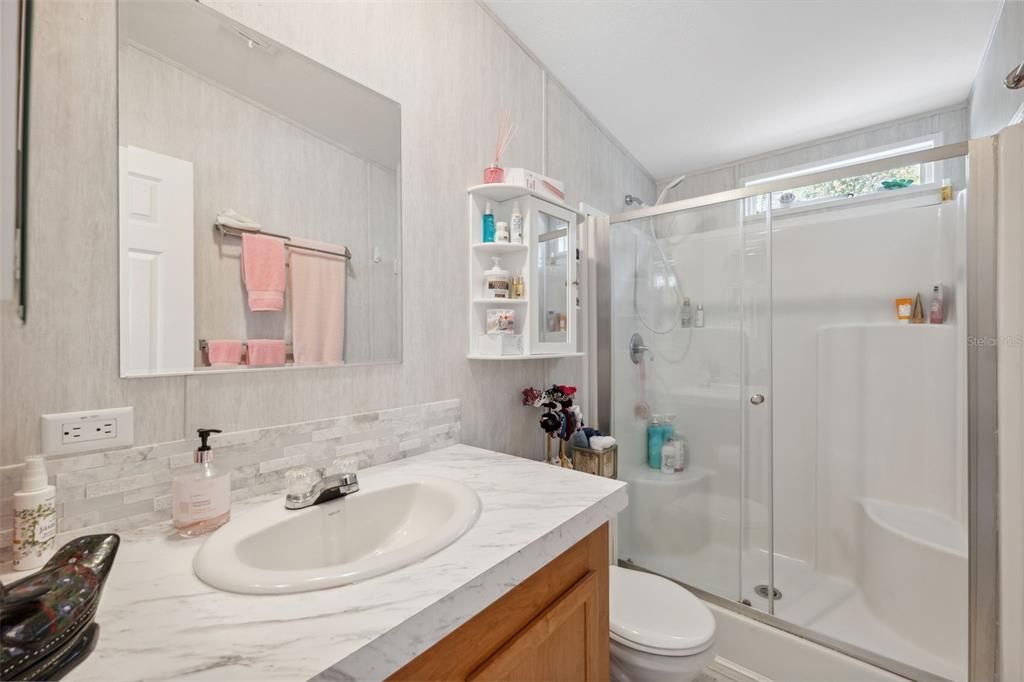 Active With Contract: $280,000 (3 beds, 2 baths, 1120 Square Feet)