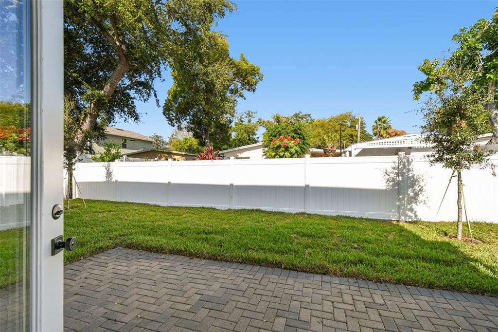 На продажу: $1,045,900 (5 спален, 4 ванн, 3322 Квадратных фут)