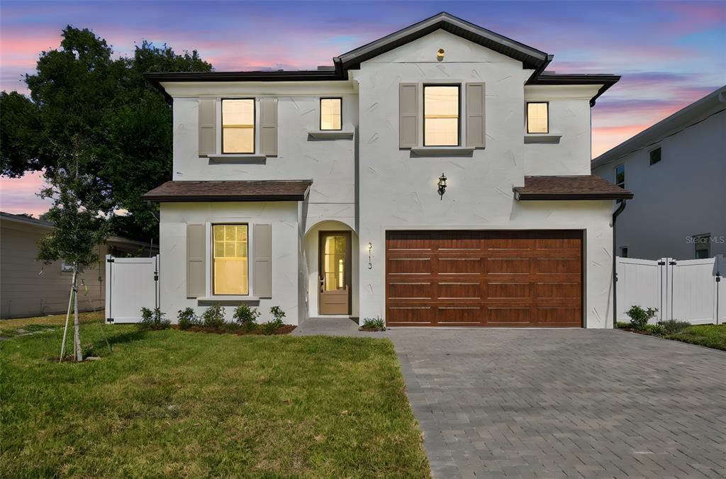 На продажу: $1,045,900 (5 спален, 4 ванн, 3322 Квадратных фут)