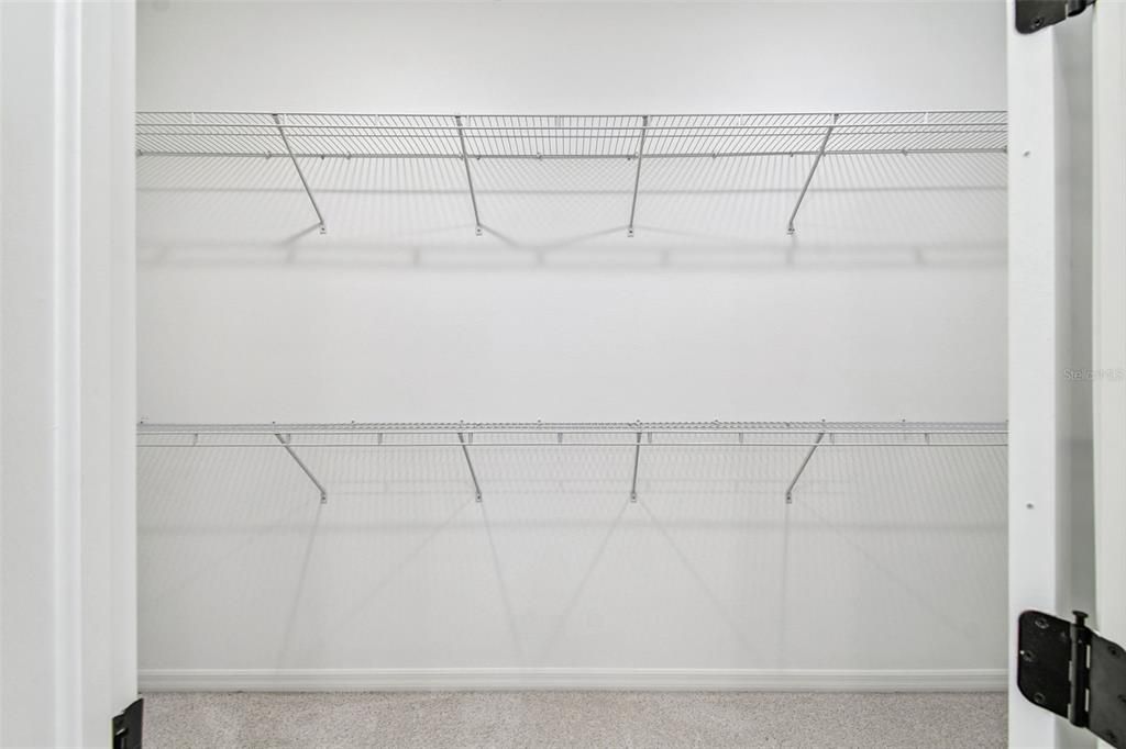 На продажу: $1,045,900 (5 спален, 4 ванн, 3322 Квадратных фут)