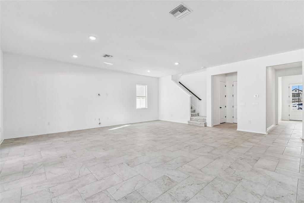 На продажу: $1,045,900 (5 спален, 4 ванн, 3322 Квадратных фут)