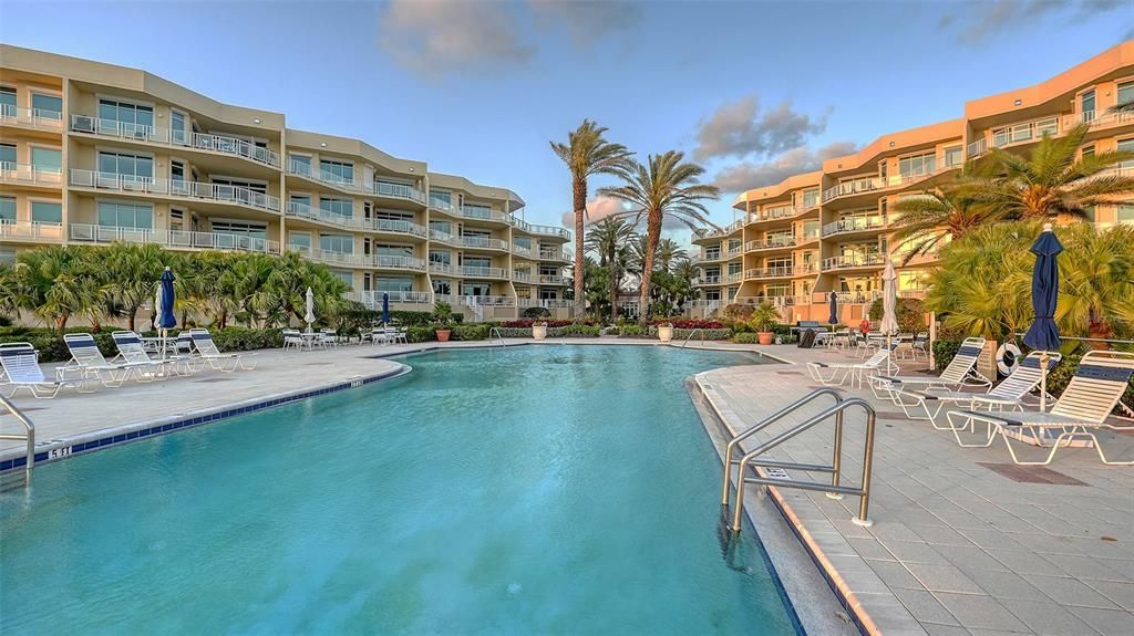 For Sale: $2,400,000 (3 beds, 3 baths, 2445 Square Feet)