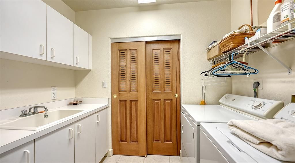 For Sale: $2,400,000 (3 beds, 3 baths, 2445 Square Feet)