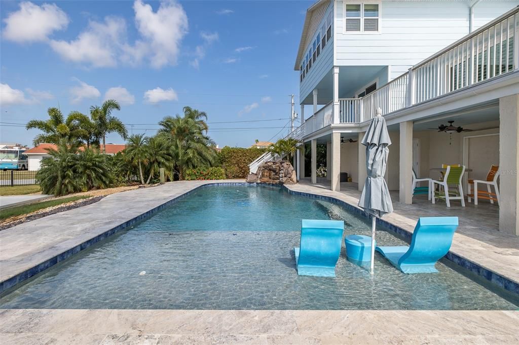 For Sale: $1,800,000 (3 beds, 3 baths, 3152 Square Feet)