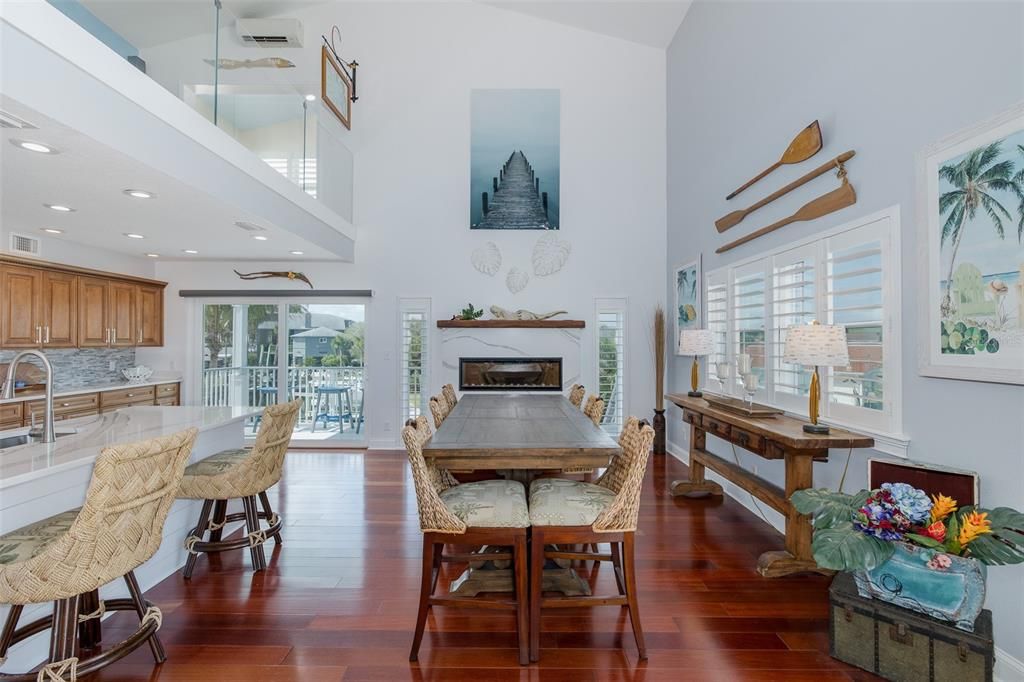 For Sale: $1,800,000 (3 beds, 3 baths, 3152 Square Feet)