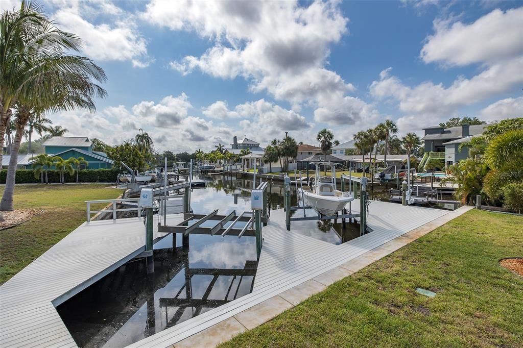 For Sale: $1,800,000 (3 beds, 3 baths, 3152 Square Feet)