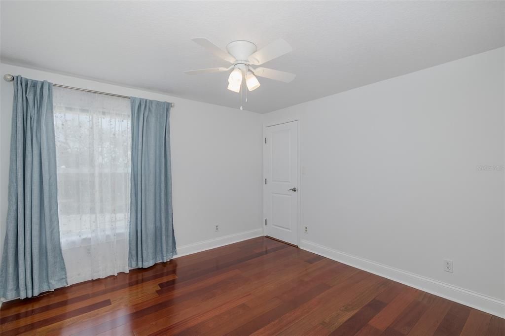 For Sale: $1,800,000 (3 beds, 3 baths, 3152 Square Feet)