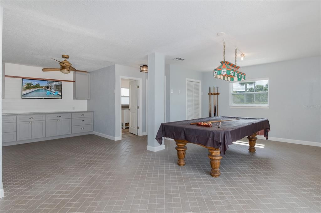 For Sale: $1,800,000 (3 beds, 3 baths, 3152 Square Feet)